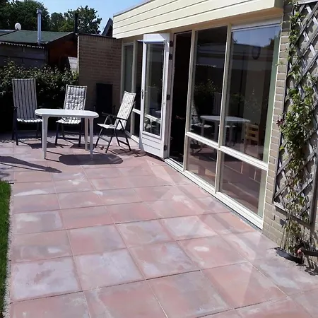 With South-facing Garden Sint Maartensvlotbrug